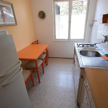 Fuer 4 Personen Ca 40 Qm In Njivice, Kvarner Bucht Krk *