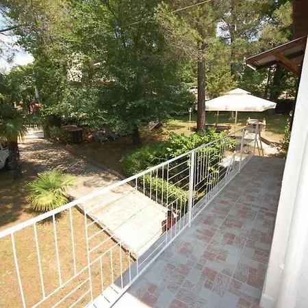 Fuer 4 Personen Ca 40 Qm In Njivice, Kvarner Bucht Krk Apartment *